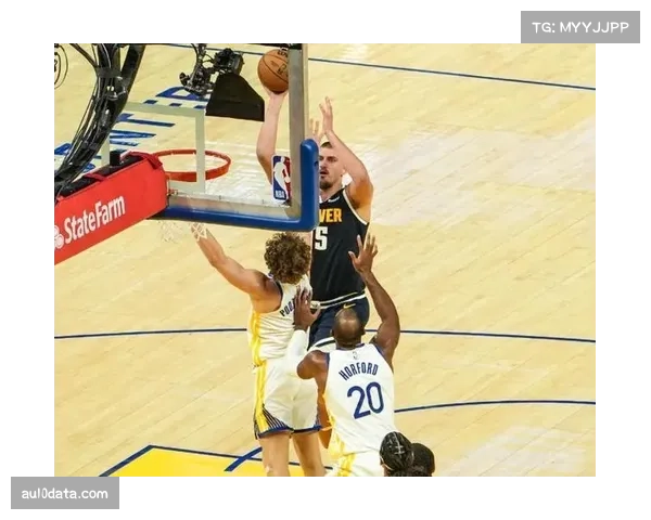 勇士队科尔确认：对阵湖人G3将增加库明加的空切频率以攻击肋部